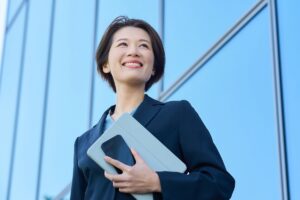 モテる女は雰囲気で分かる！男性が思わず魅了される女性の特徴とは？