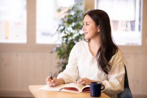 モテる女は雰囲気で分かる！男性が思わず魅了される女性の特徴とは？